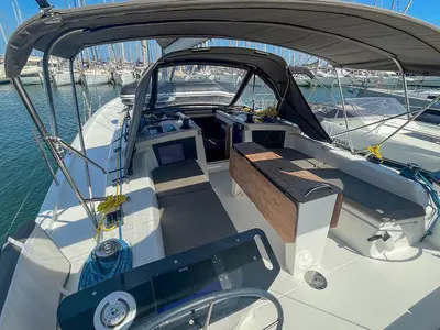 Perle, a Dufour 41 sailboat at Hyères, France