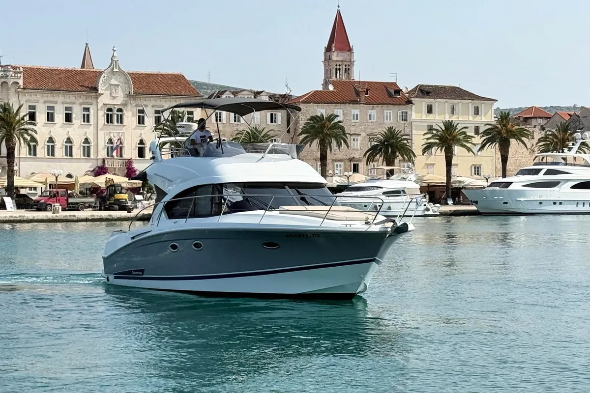 Antares 36, a Beneteau Antares 36 motor yacht at Grad Trogir, Croatia