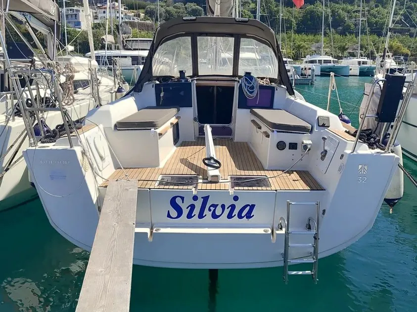 Exterior view of Silvia, a Dufour 32 sailboat at Tonnarella, Italy