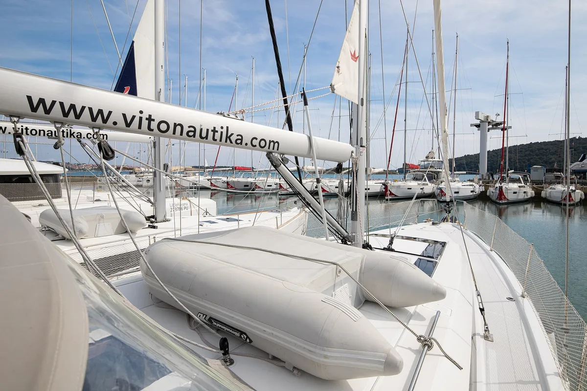 Deck of Amore di Mare, a Beneteau Oceanis 46.1 sailboat at Općina Medulin, Croatia