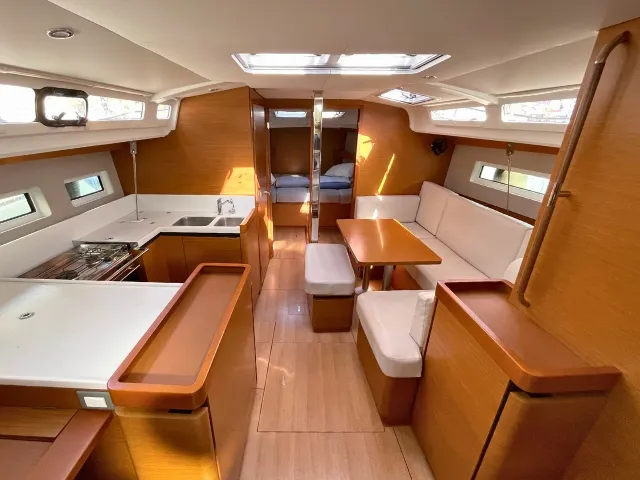 Salon of Ikalos, a Jeanneau Sun Odyssey 440 sailboat at Athens, Greece