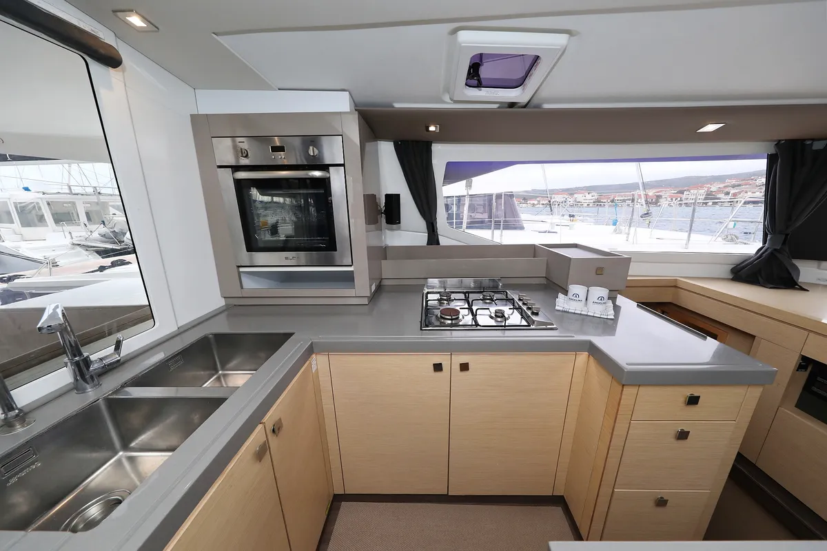 Galley of Martin V, a Fountaine Pajot Saona 47 Quintet catamaran at Općina Rogoznica, Croatia
