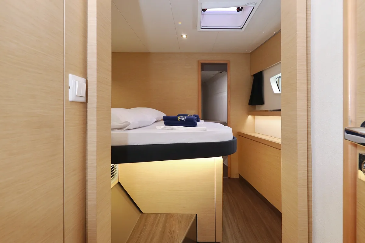 Cabin on Martin V, a Fountaine Pajot Saona 47 Quintet catamaran at Općina Rogoznica, Croatia