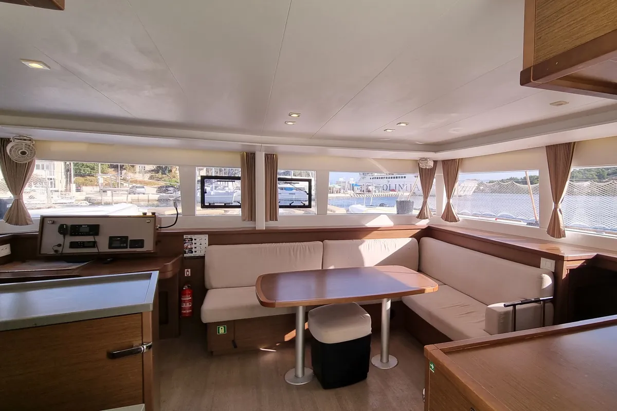 Salon of SAMOGON, a Lagoon 450 Fly catamaran at Rogač, Croatia
