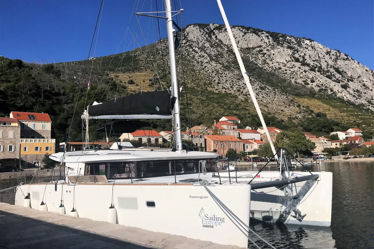 Exterior view of SAMOGON, a Lagoon 450 Fly catamaran at Rogač, Croatia