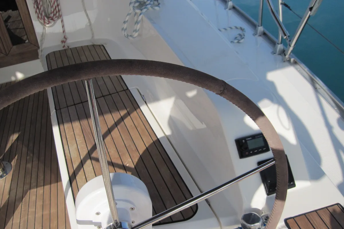 Vittoria, a Bavaria Cruiser 41 sailboat at Capo d'Orlando, Italy