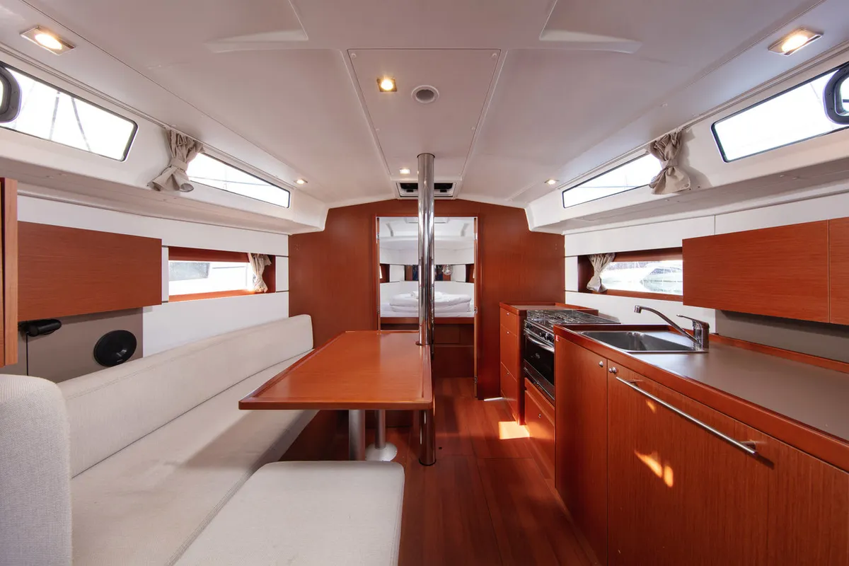 Cabin on Anima Maris III, a Beneteau Oceanis 38.1 sailboat at Split, Croatia
