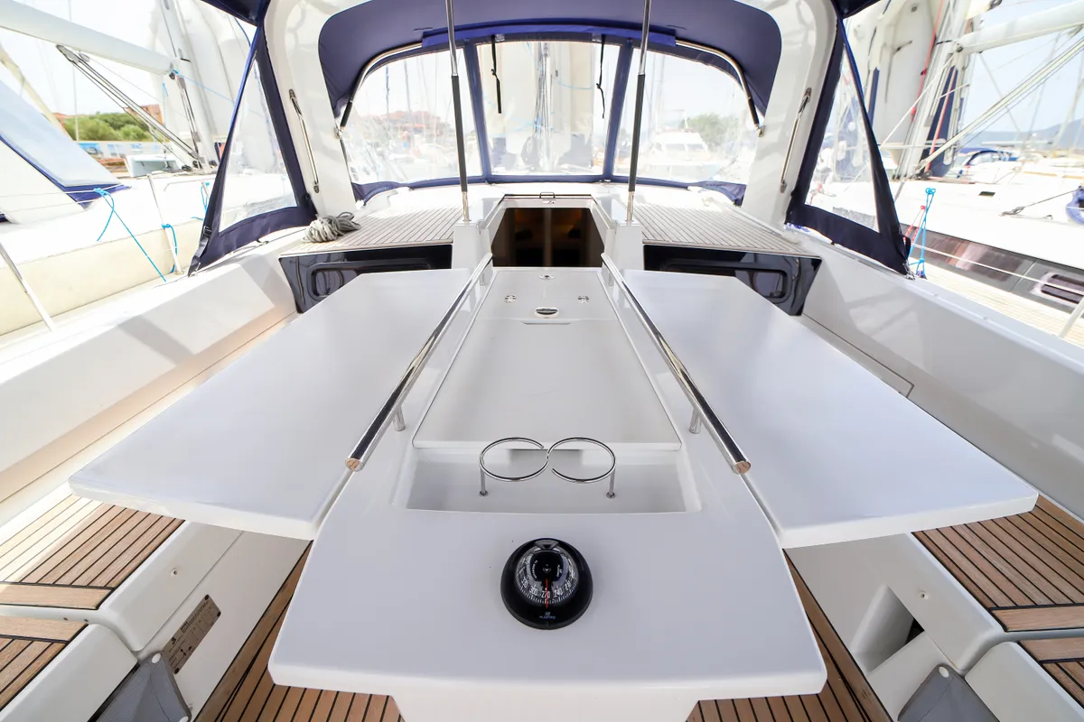 Deck of Eonia, a Beneteau Oceanis 46.1 sailboat at Castellammare del Golfo, Italy