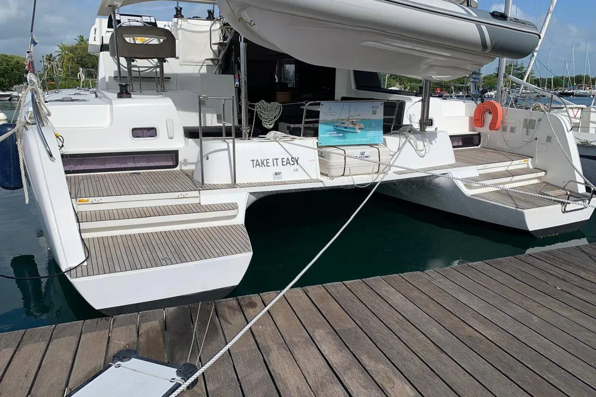 Take It Easy, a Lagoon 42 catamaran at Pianottoli-Caldarello, France