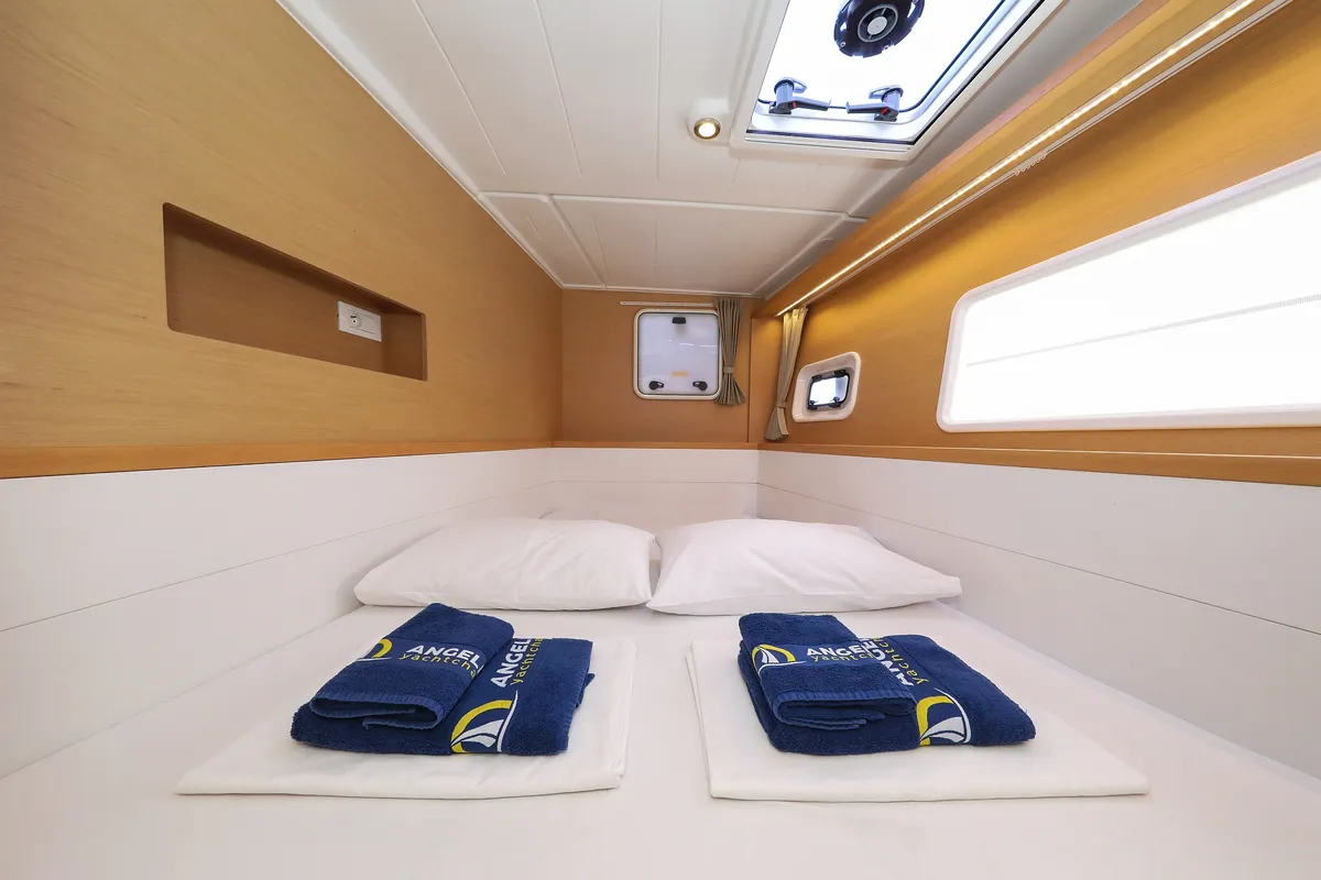 Cabin on Kinga V, a Lagoon 400 S2 catamaran at Grad Vodice, Croatia