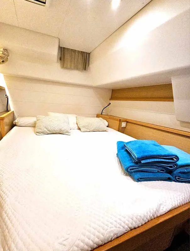 Cabin on Oryx, a Lagoon 450 S catamaran at Kontokali, Greece
