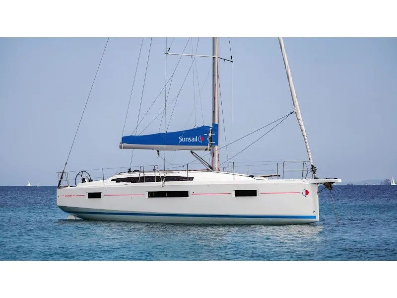 Exterior view of Sunsail 410 Premium, a Jeanneau Sun Odyssey 410 sailboat at Kontokali, Greece