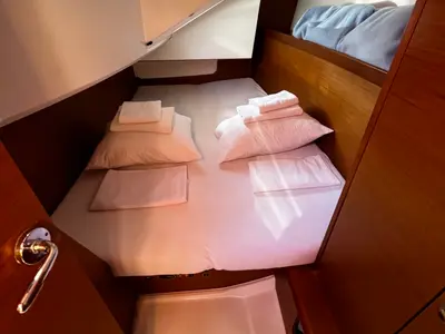 Cabin on Lydia, a Jeanneau Sun Odyssey 349 sailboat at Općina Sukošan, Croatia