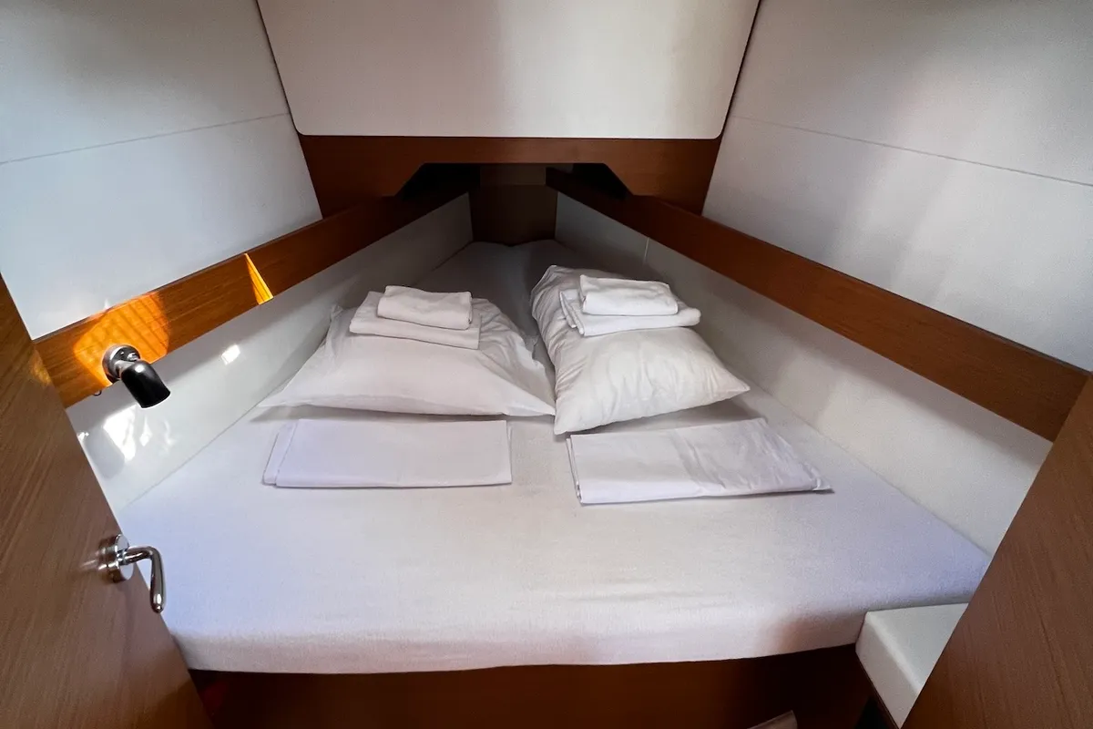 Cabin on Lydia, a Jeanneau Sun Odyssey 349 sailboat at Općina Sukošan, Croatia