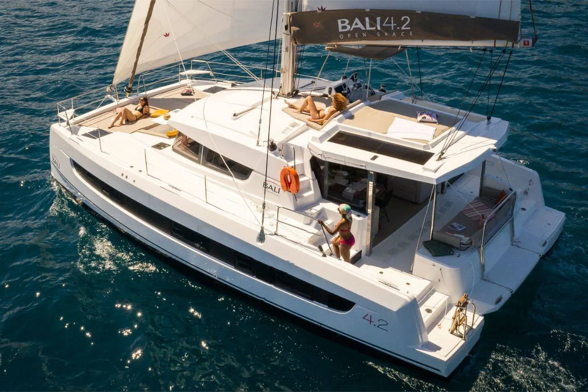 Exterior view of Diotima, a Bali 4.2 catamaran at Athens, Greece
