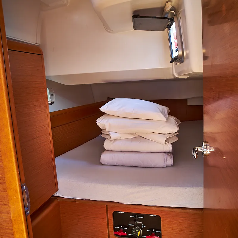 Cabin on Nina, a Jeanneau Sun Odyssey 449 sailboat at Biograd na Moru, Croatia