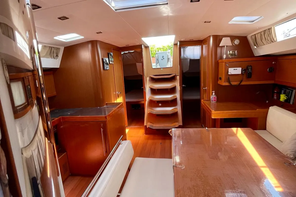 Salon of Sharel, a Beneteau Oceanis 48 sailboat at La Spezia, Italy