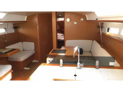 Salon of Kontiki, a Jeanneau Sun Odyssey 439 sailboat at Lavrion, Greece