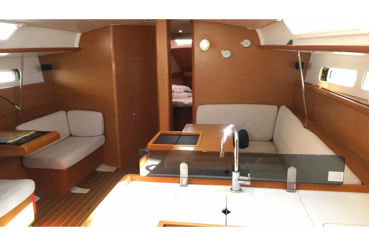 Salon of Kontiki, a Jeanneau Sun Odyssey 439 sailboat at Lavrion, Greece