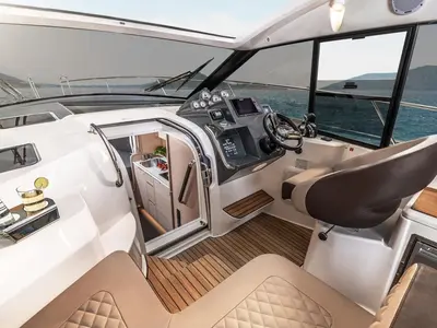 Salon of Smiley, a Bavaria 33 Sport HT motorboat at Punat, Croatia