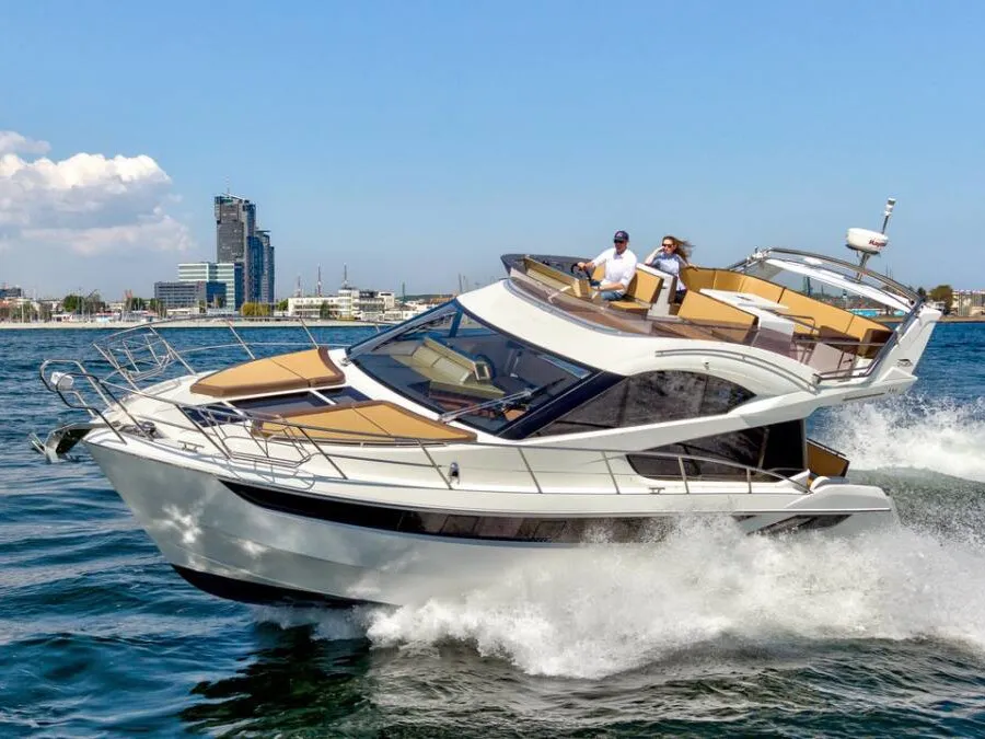 Exterior view of Amber Blue, a Galeon 420 Fly motor yacht at Općina Sukošan, Croatia