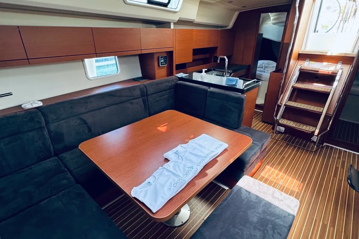 Salon of DELTA, a Hanse 458 sailboat at Novi Vinodolski, Croatia