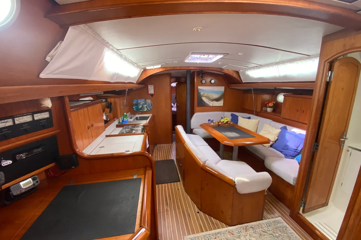 Salon of Stefi, a Jeanneau Sun Odyssey 42.2 sailboat at Kontokali, Greece