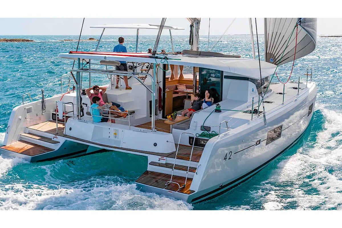 Sunshine, a Lagoon 42 catamaran at Palma de Mallorca, Spain
