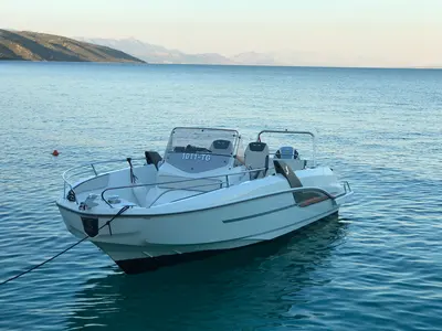 Exterior view of SPACEDeck, a Beneteau Flyer 7.7 SUNdeck motorboat at Trogir, Croatia