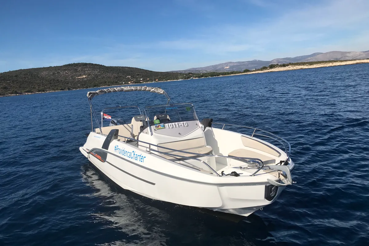 Exterior view of SPACEDeck, a Beneteau Flyer 7.7 SUNdeck motorboat at Trogir, Croatia
