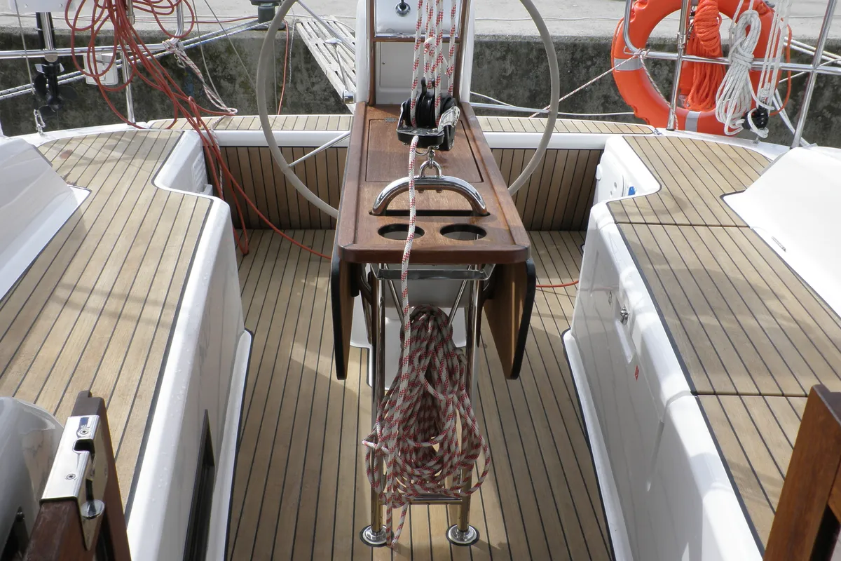 Deck of GIRICA, a Bavaria Cruiser 33 sailboat at Općina Sukošan, Croatia