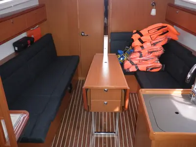 Salon of GIRICA, a Bavaria Cruiser 33 sailboat at Općina Sukošan, Croatia