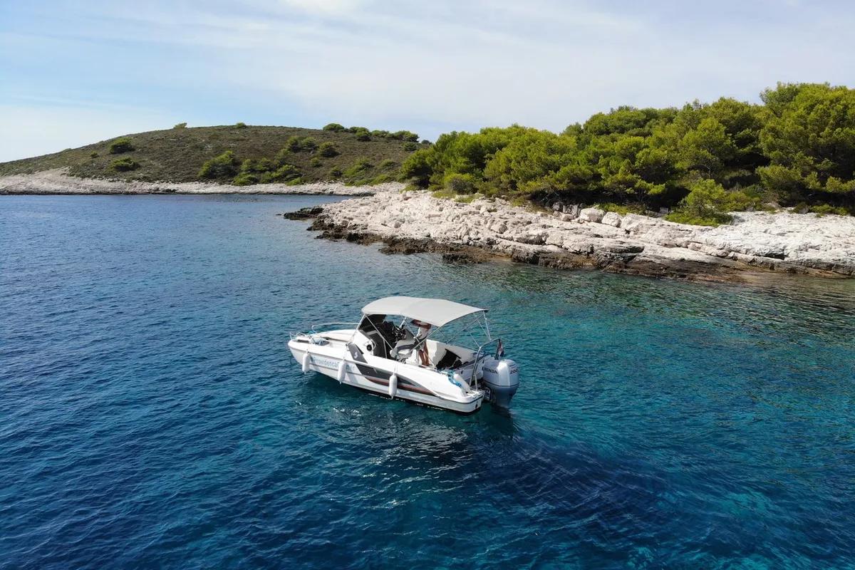Exterior view of Benetau Flyer 6.6 Space Deck, a Beneteau Flyer 6.6 SpaceDeck motorboat at Grad Trogir, Croatia