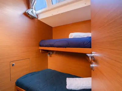 Cabin on Kalliroi, a Jeanneau Sun Odyssey 519 sailboat at Rhodes, Greece