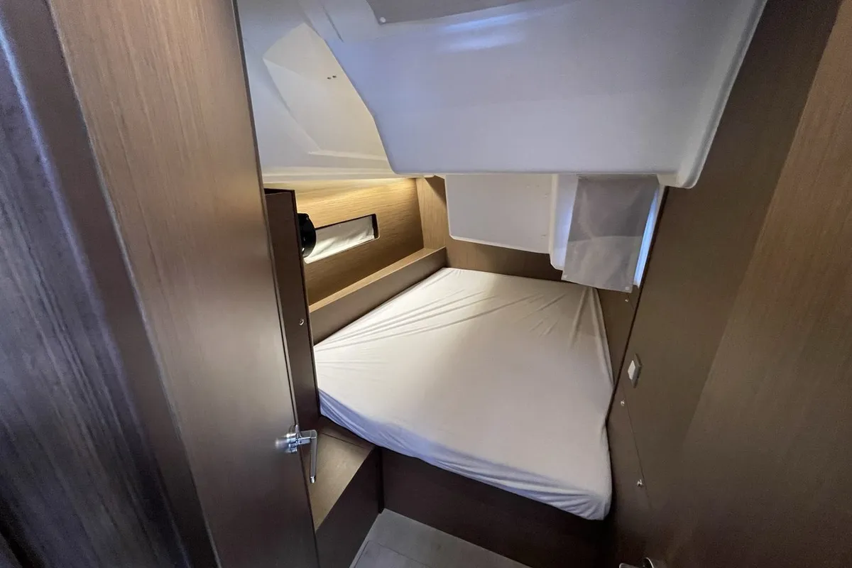 Cabin on LOL, a Beneteau Oceanis 40.1 sailboat at Lavreotiki, Greece