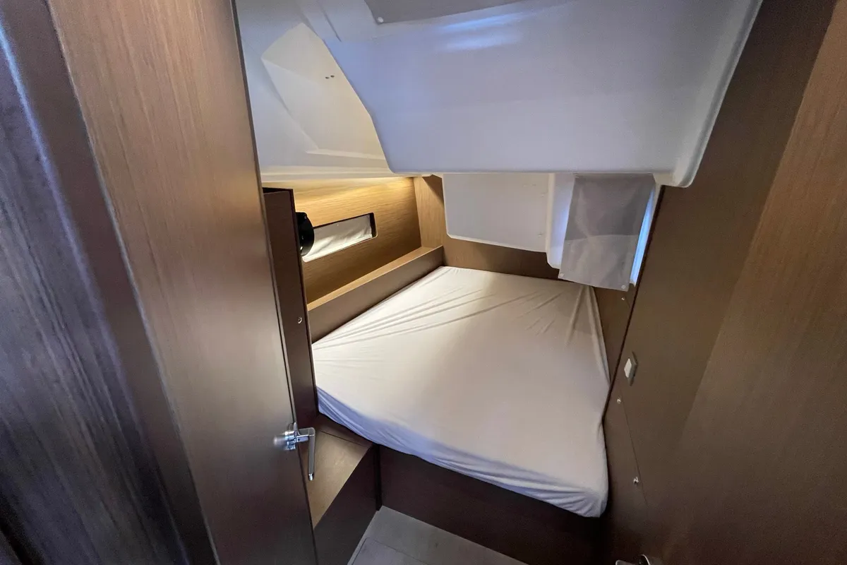 Cabin on LOL, a Beneteau Oceanis 40.1 sailboat at Lavreotiki, Greece
