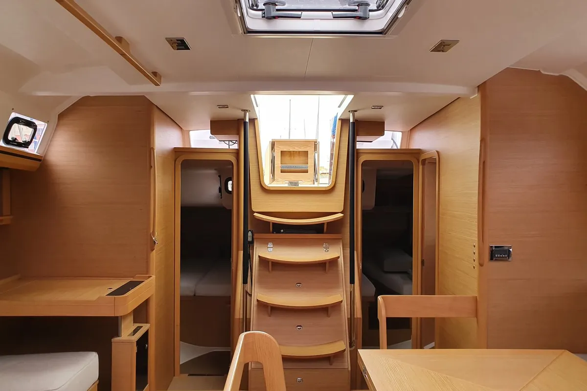 Salon of Anima, a Dufour 520 GL - 4. cab sailboat at Kontokali, Greece