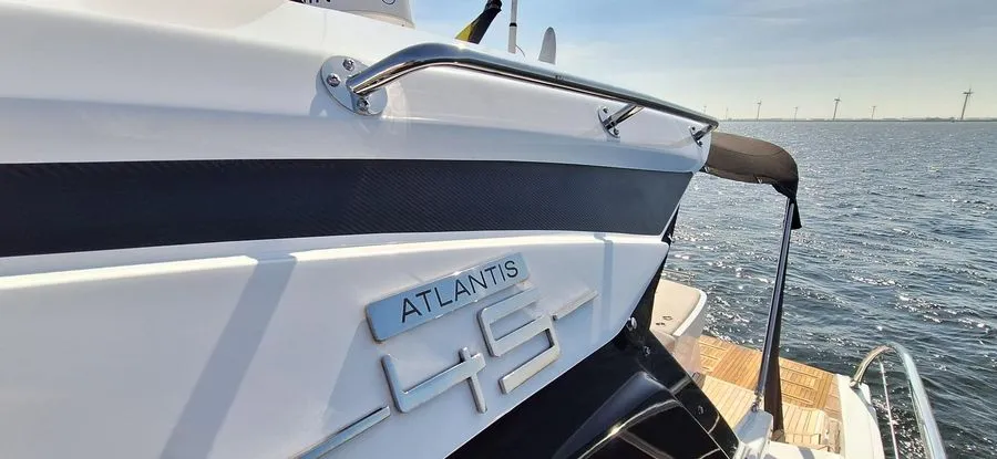 Sabijac, a Azimut Atlantis 45 motor yacht at Podstrana - Miljevac, Croatia