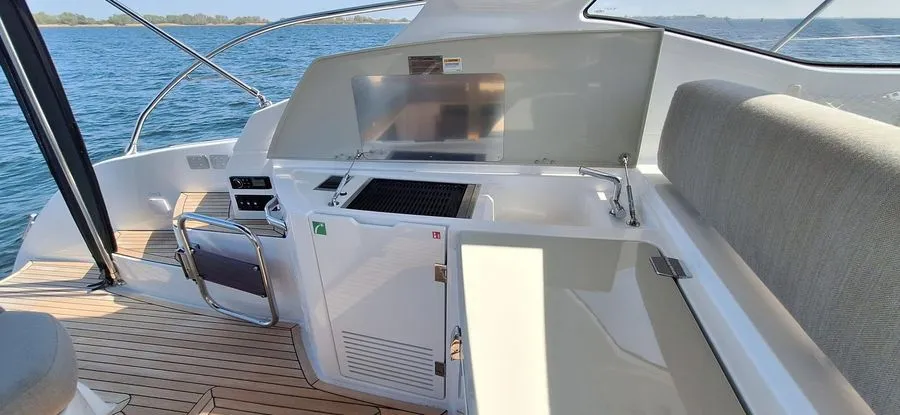 Sabijac, a Azimut Atlantis 45 motor yacht at Podstrana - Miljevac, Croatia