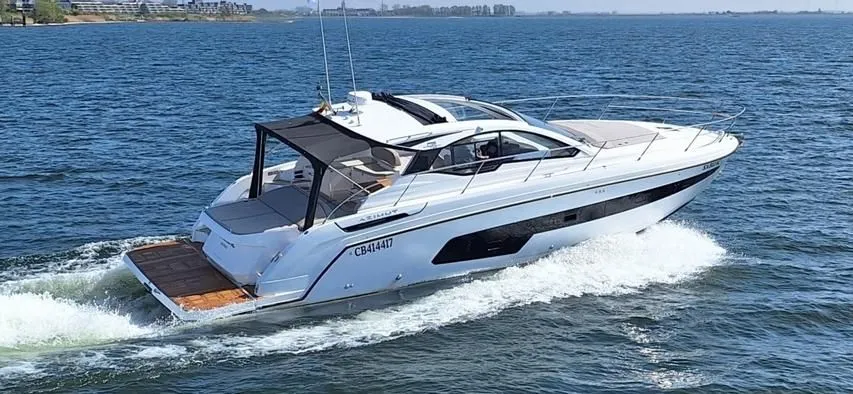 Sabijac, a Azimut Atlantis 45 motor yacht at Podstrana - Miljevac, Croatia