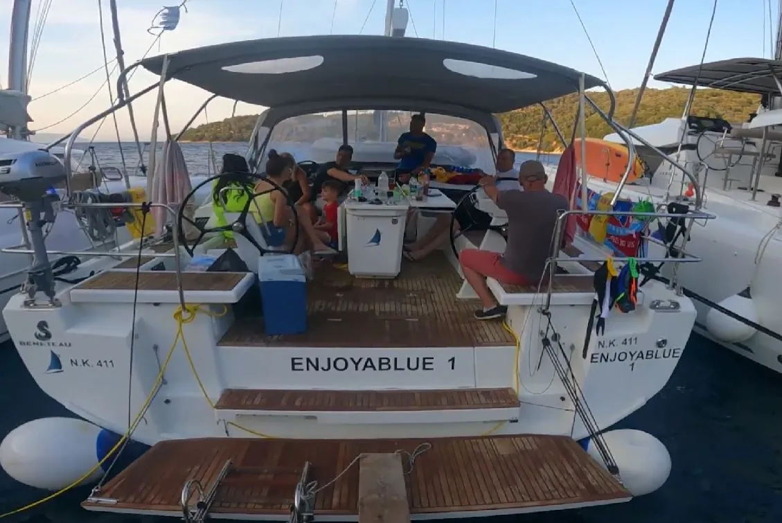 Deck of Enjoyablue, a Beneteau Oceanis 46.1 sailboat at Preveza, Greece