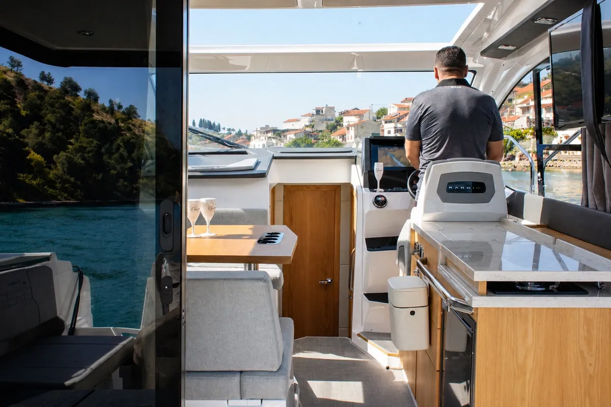 Elysian, a Karnic S37x motorboat at Grad Šibenik, Croatia