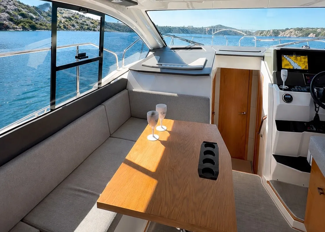 Elysian, a Karnic S37x motorboat at Grad Šibenik, Croatia