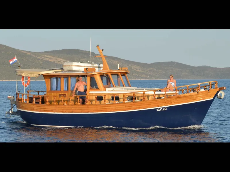 Salon of Luka, a Custom Made Yacht LUKA motor yacht at Zadar, Croatia