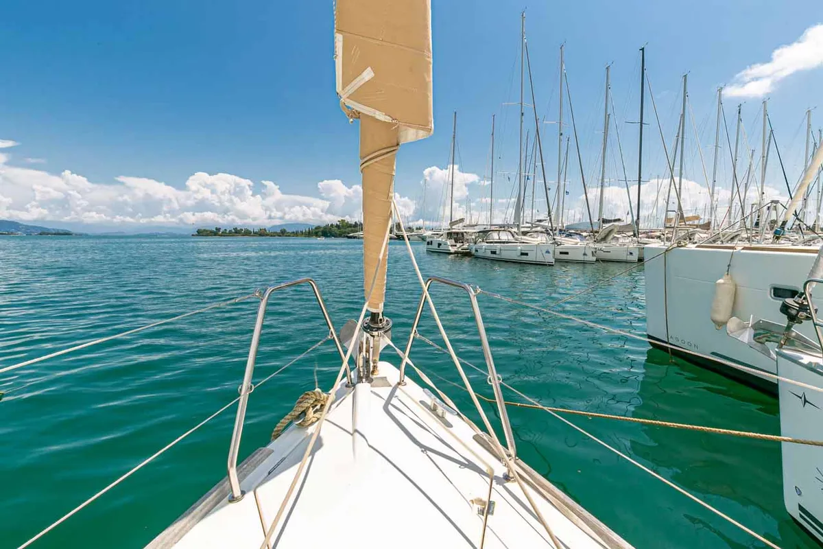 Deck of Wave, a Dufour 350 GL sailboat at Kontokali, Greece