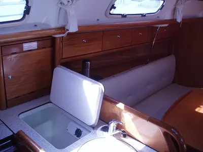 Galley of Sara, a Bavaria 30 Cruiser sailboat at Punat, Croatia