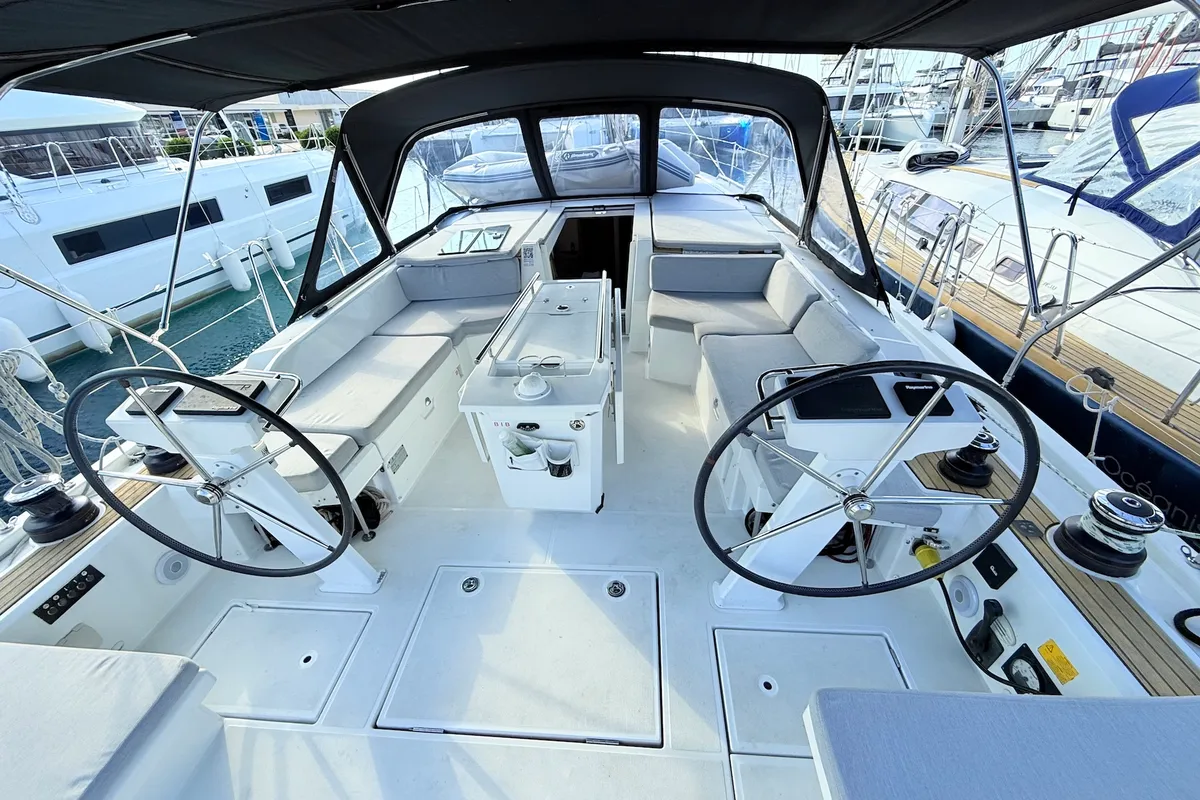 Cockpit of Sara, a Beneteau Oceanis 46.1 sailboat at Općina Sukošan, Croatia