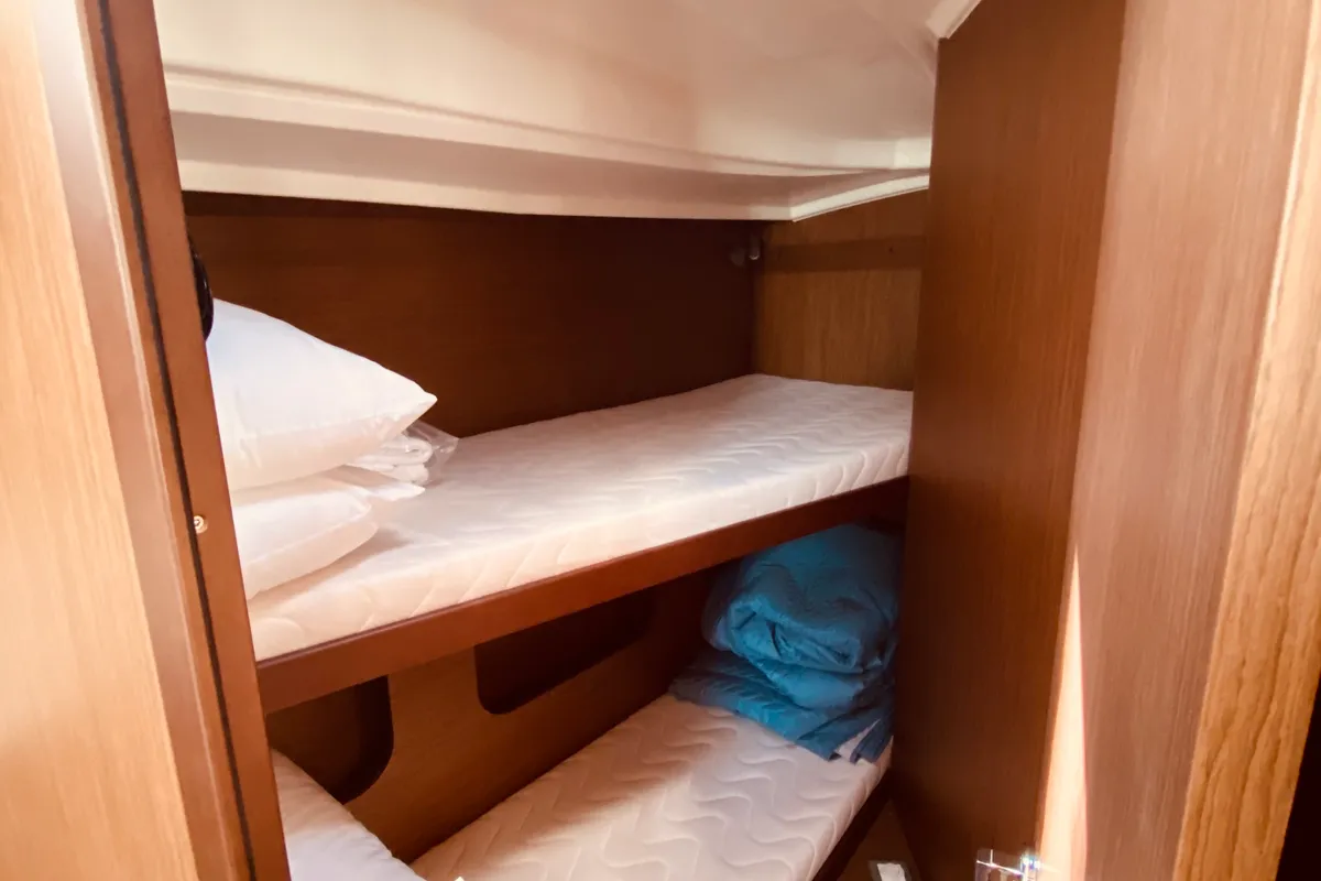 Cabin on Yello (Pax 10), a Beneteau Oceanis 40.1 sailboat at Municipal Unit of Lefkada, Greece