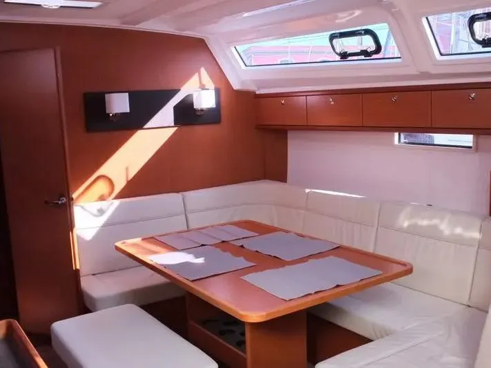 Salon of Sibylla, a Bavaria 46 Cruiser sailboat at Naples, Italy