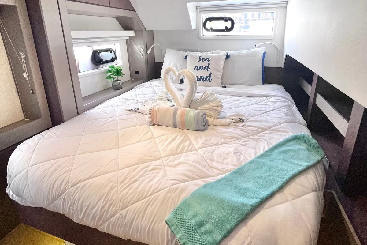 Cabin on Breezin, a Bali 4.6 catamaran at Parham Town, British Virgin Islands